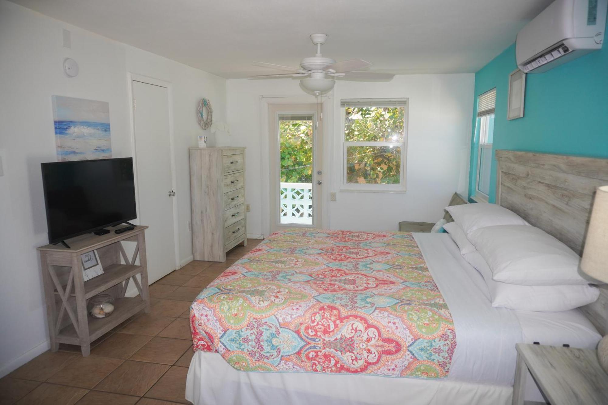 Pearl Beach Inn Englewood Bagian luar foto