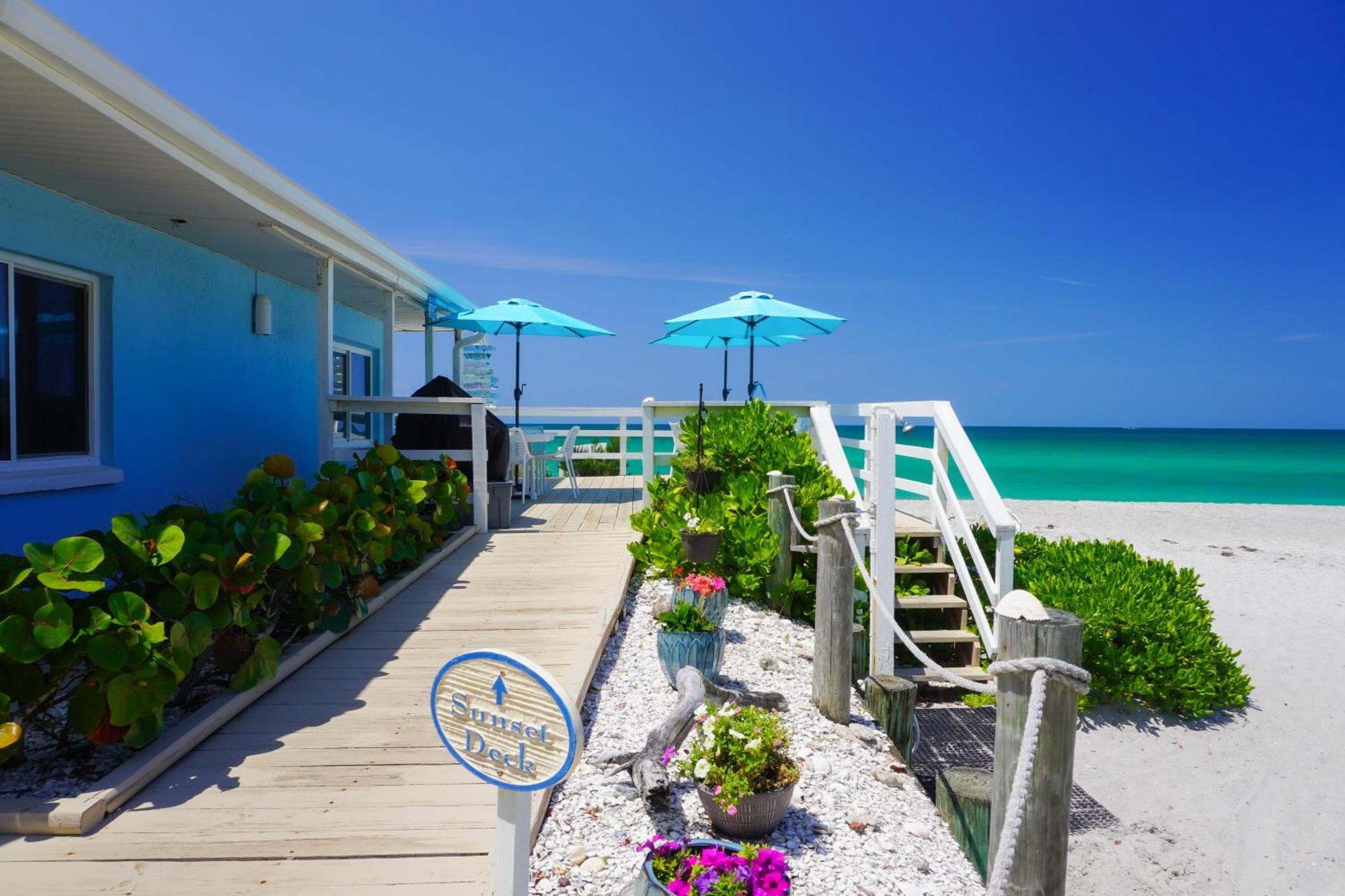 Pearl Beach Inn Englewood Bagian luar foto